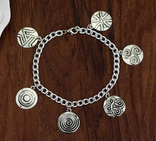 Load image into Gallery viewer, The Mortal Instruments City of Bones Isabelle Serpent Snake Bracelet Curved Chunky Stretch Cuff Bangle Retro Snake Bangle Gift